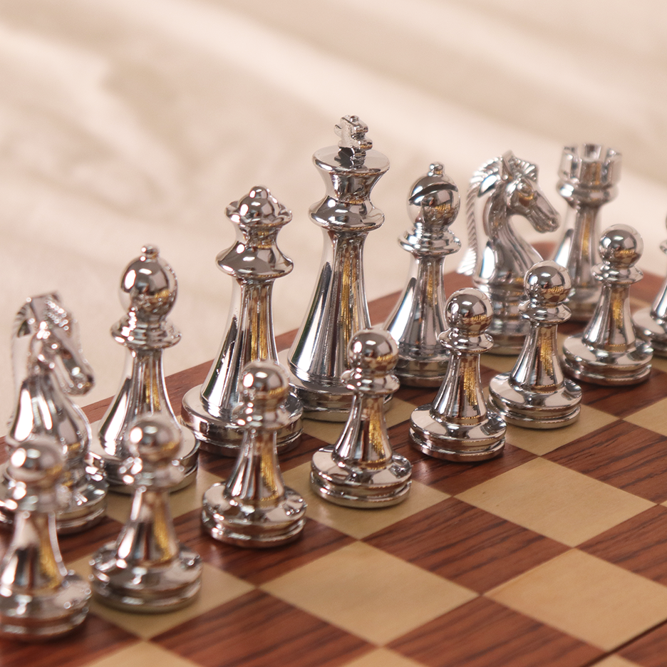 Gold & Silver Metal Chess Pieces - High-Gloss Luxury Staunton Set